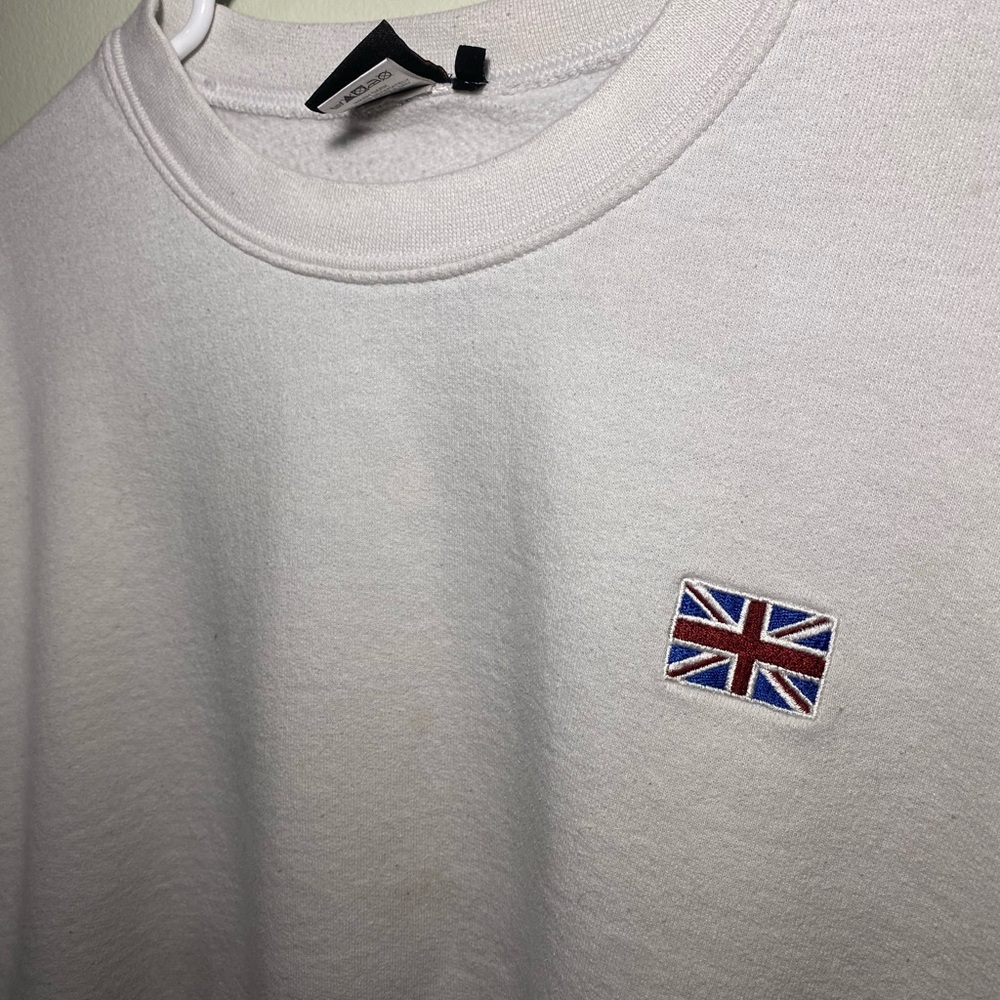 Vintage White Crewneck with United Kingdom Flag Patch